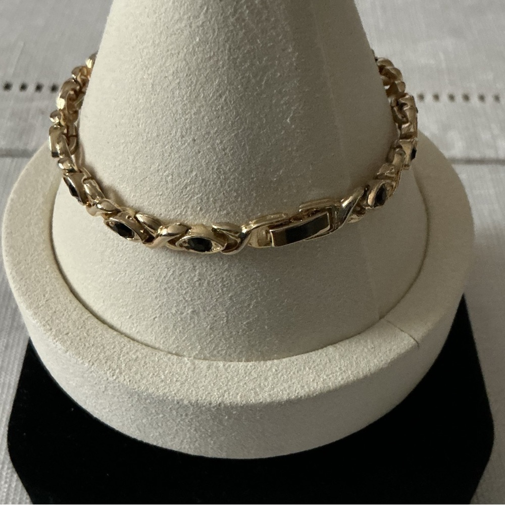 Black Gold Plated “XO” Link Bracelet - Picture 3 of 4